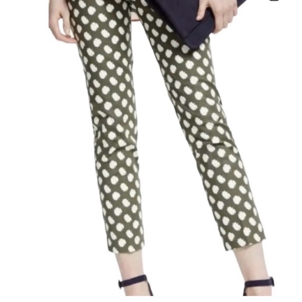 Boden Olive green and Cream stretchy Polka Dot Cropped Pants